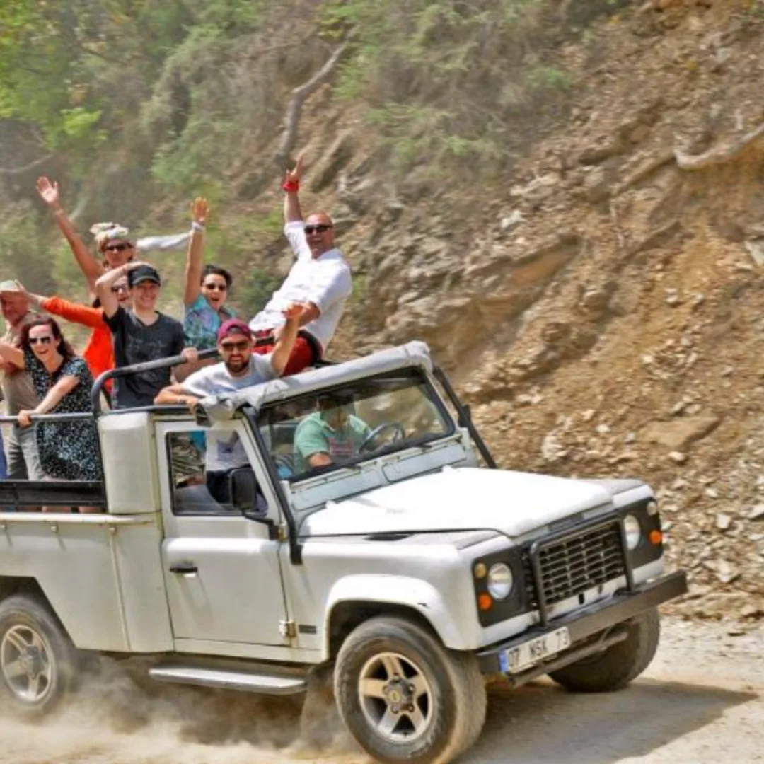 Alanya Jeep Safari – Äventyr i bergen på fyrhjulsdrift